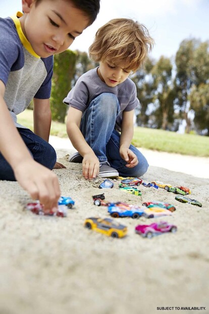 Mattel Hot Wheels set met 20 miniatuurauto’s H7045