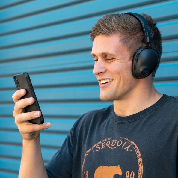 Studio Pro Bluetooth-hoofdtelefoon met multipoint-connectiviteit